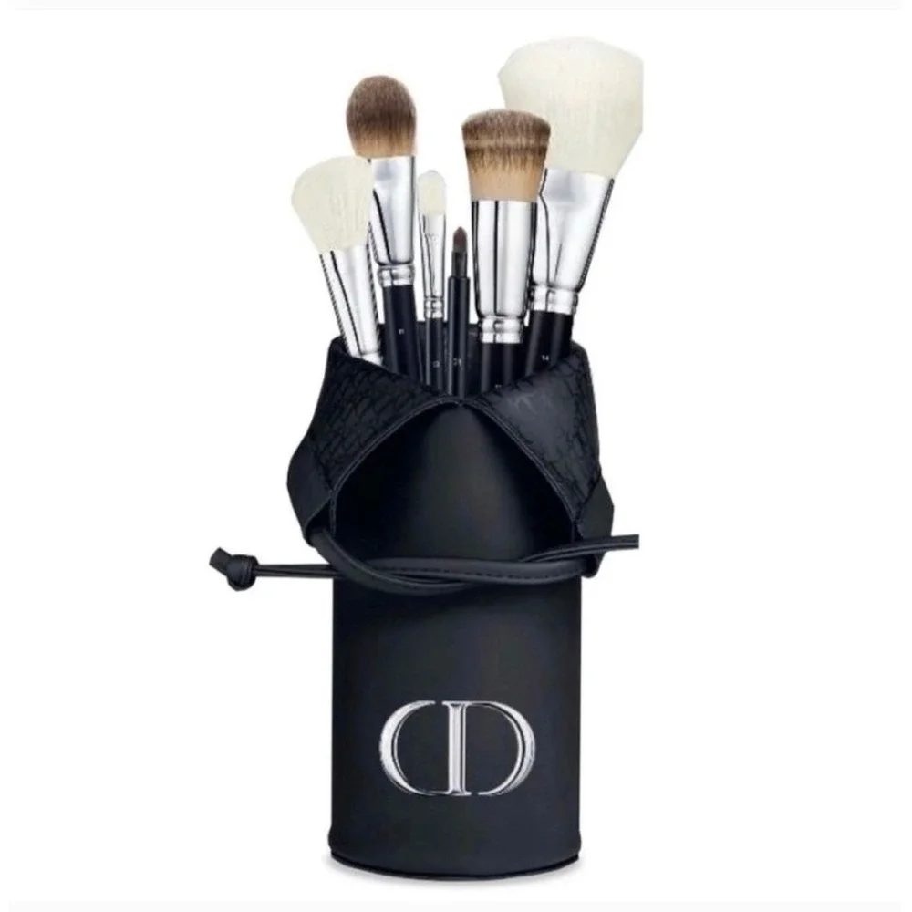 DIOR Makeup CD Logo Punch with Black Velvet Travel Bag & Cream Brush Not Include